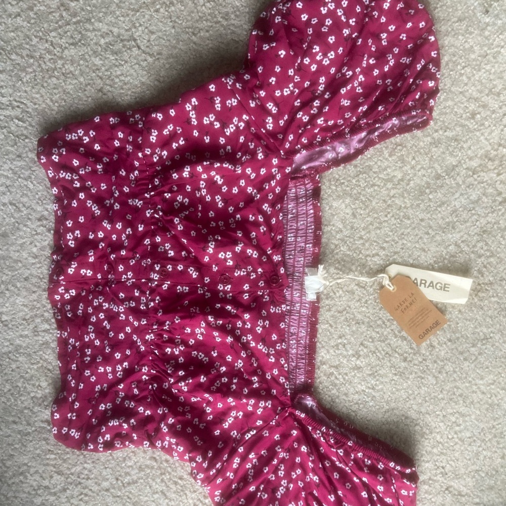 Floral top. Easy to dress up or down!